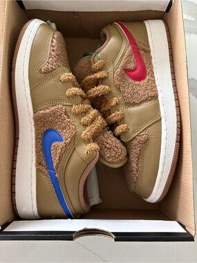 Air Jordan 1 Low UTL Driftwood Racer Blue Sherpa Size 6.5Y/Women’s 8 RARE
